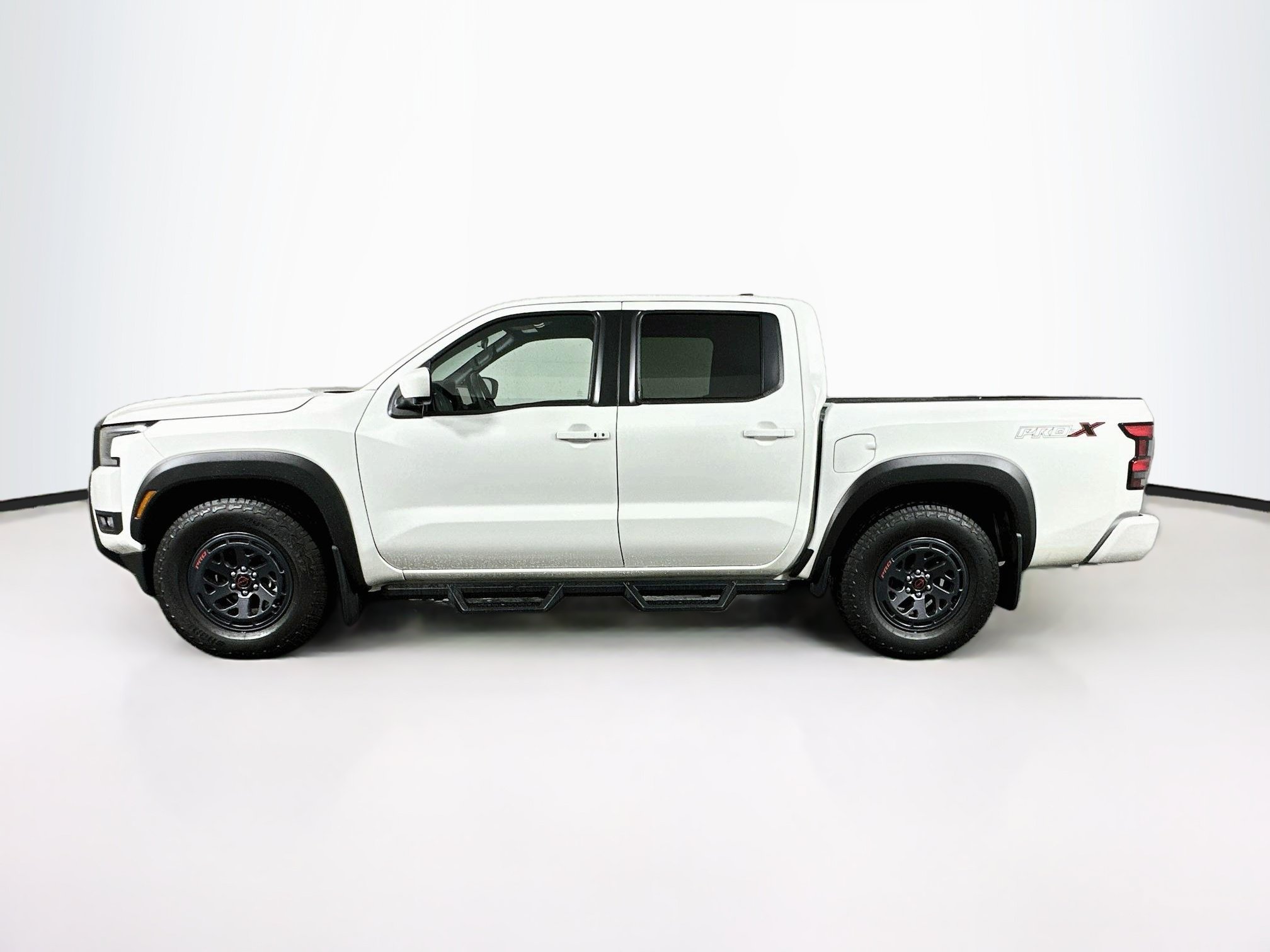 Used 2026 Nissan Frontier Pro-X w/ Pro-X Convenience Package RWD image 4