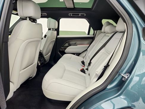 New 2026 Land Rover Range Rover Sport SE image 24