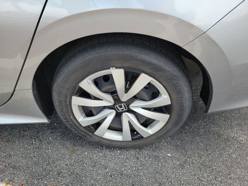 Used 2024 Honda Civic LX image 16
