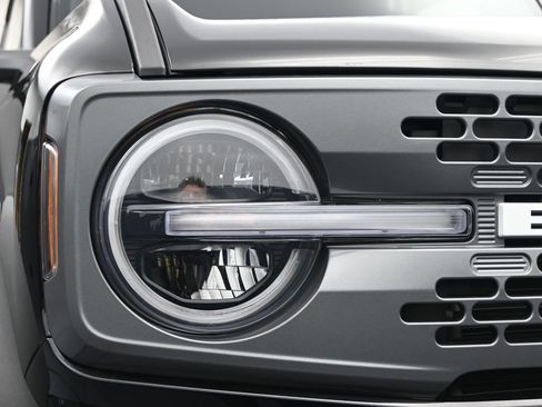 New 2026 Ford Bronco Badlands image 12