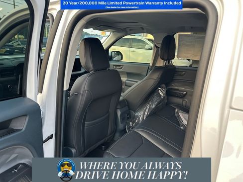 New 2025 Ford Maverick Lobo image 27