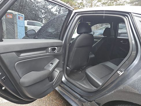 Used 2022 Honda Civic Sport image 18