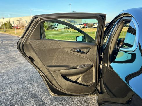 Used 2024 Chevrolet Malibu LT w/ Midnight Edition image 32