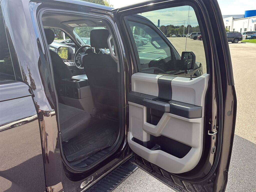Used 2019 Ford F150 XL w/ Equipment Group 101A Mid AWD/4WD image 18