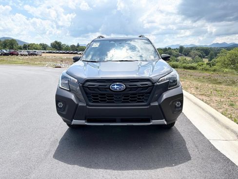 Used 2022 Subaru Forester Wilderness AWD/4WD image 2