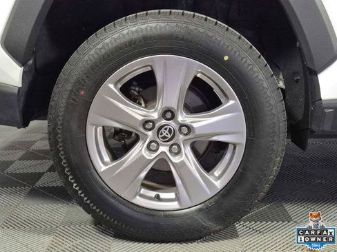 Certified 2024 Toyota RAV4 XLE FWD image 27