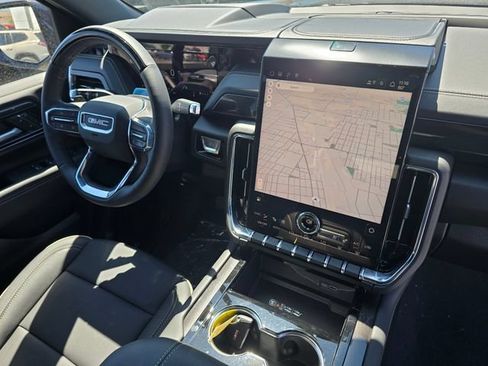 New 2026 GMC Yukon XL Elevation w/ Elevation Premium Package AWD/4WD image 12