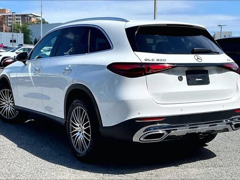 Used 2026 Mercedes-Benz GLC 300 4MATIC image 10