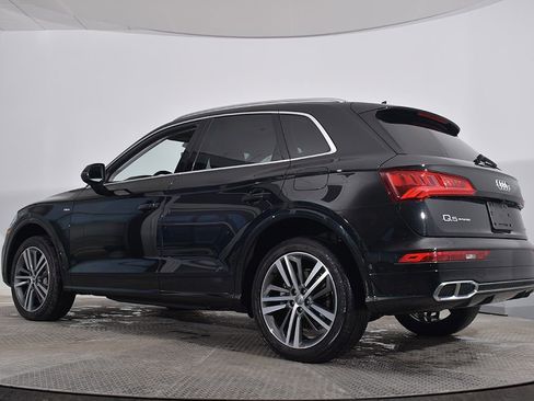 Used 2020 Audi Q5 e Prestige w/ Prestige Package image 3