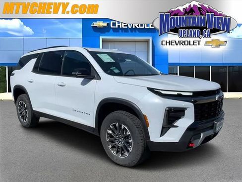 New 2026 Chevrolet Traverse Z71 w/ Enhanced Driving Package image 1