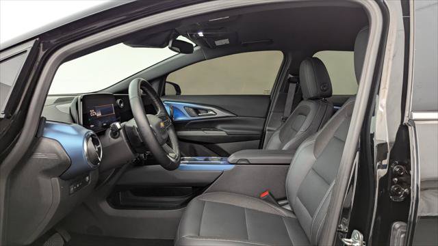 Used 2025 Chevrolet Equinox EV LT FWD image 14