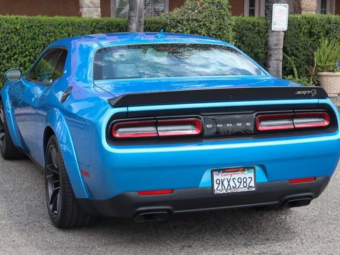 Used 2023 Dodge Challenger SRT Hellcat RWD image 6