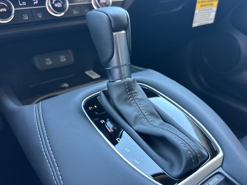 New 2027 Honda HR-V EX-L image 24