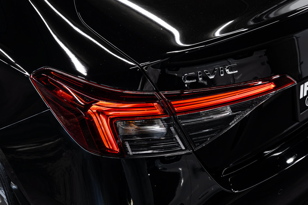 Used 2025 Honda Civic Sport image 14