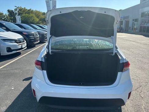 Used 2024 Toyota Corolla LE FWD image 8