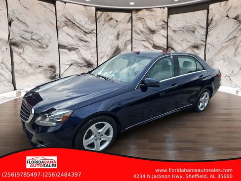 Used 2016 Mercedes-Benz E 350 4MATIC Sedan w/ Premium Package image 2