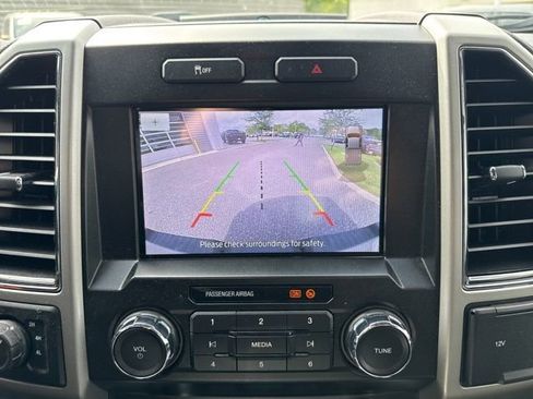 Used 2021 Ford F250 Lariat AWD/4WD image 23