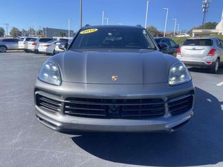 Used 2019 Porsche Cayenne video 2