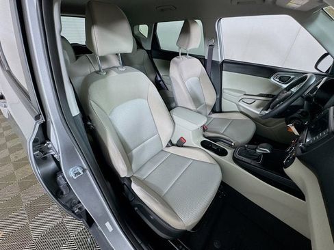 Used 2023 Kia Soul LX w/ LX Technology Package image 26