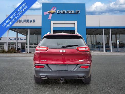 Used 2015 Jeep Cherokee Latitude w/ Cold Weather Group AWD/4WD image 7