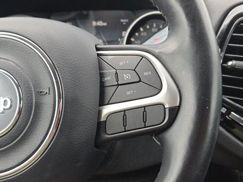 Used 2018 Jeep Compass Limited w/ Navigation Group FWD image 29