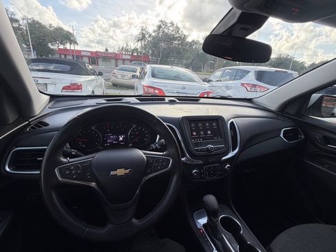Used 2022 Chevrolet Equinox LT FWD image 14