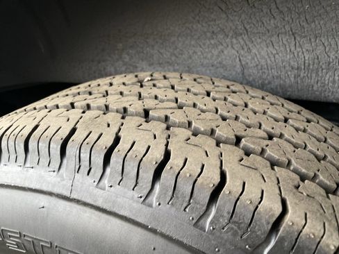 Used 2024 GMC Savana 2500 w/ Driver Convenience Package image 10