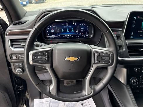 Used 2023 Chevrolet Tahoe LT AWD/4WD image 16