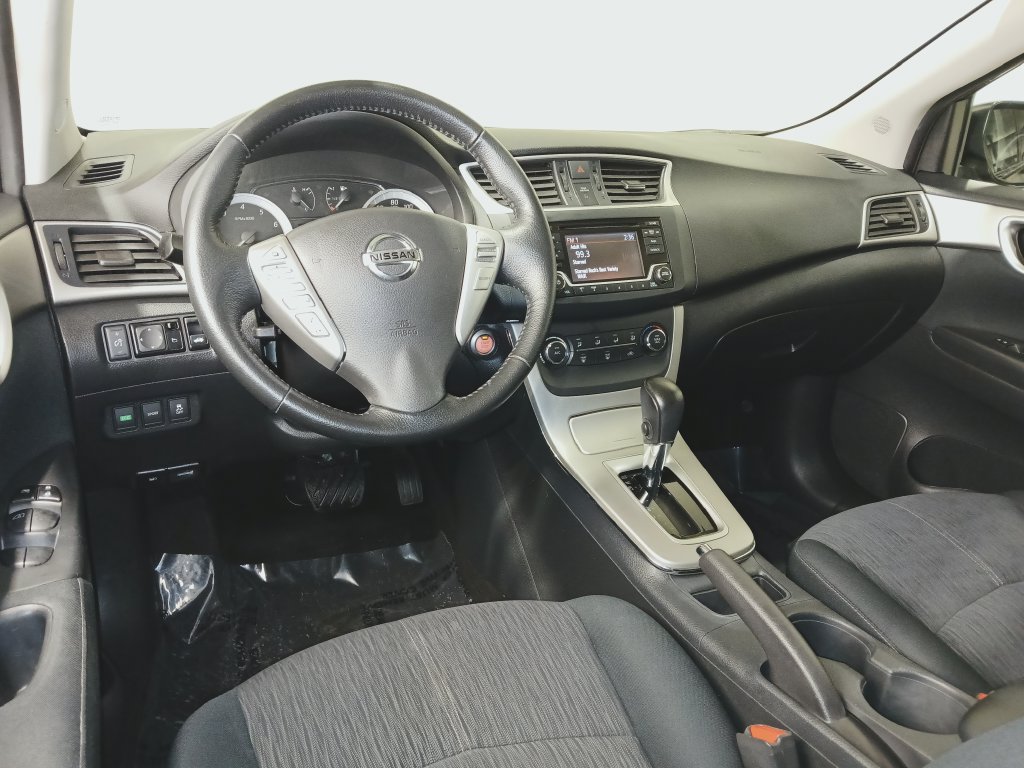 Used 2015 Nissan Sentra SV FWD image 8