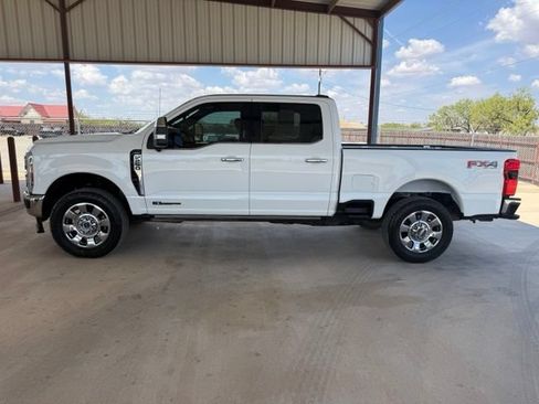 Used 2024 Ford F250 Lariat w/ Lariat Ultimate Package AWD/4WD image 4