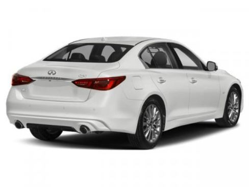 Used 2018 INFINITI Q50 Luxe w/ Essential Package (3.0T Luxe) image 5