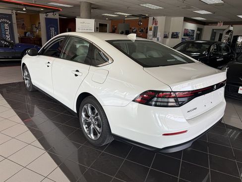 Used 2024 Honda Accord EX image 8