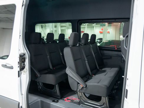 Used 2025 Mercedes-Benz Sprinter 2500 image 16