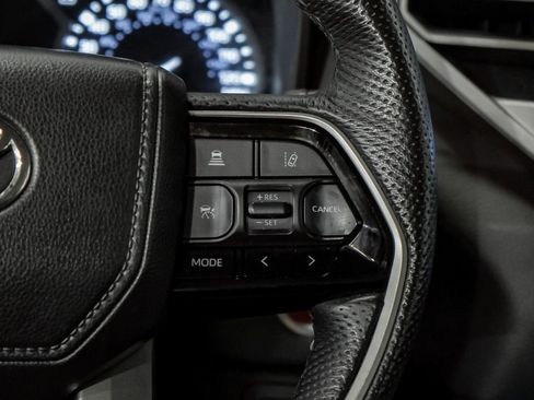 Used 2023 Toyota Tundra Limited image 17