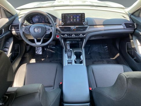 Used 2022 Honda Accord LX image 10
