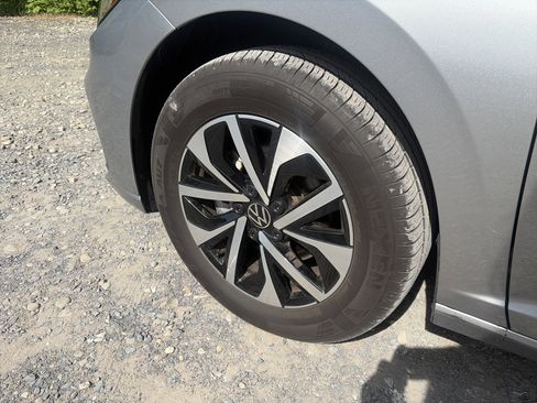 Used 2025 Volkswagen Jetta S FWD image 9