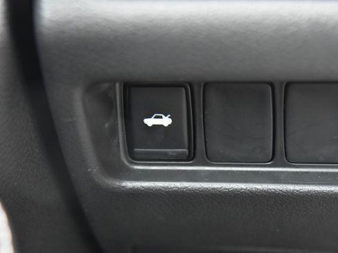 Used 2023 Nissan Maxima SV w/ Floor Mat Group image 32