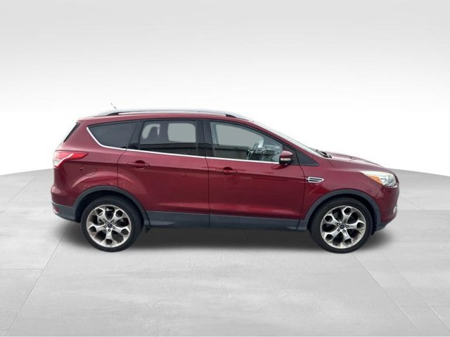 Used 2016 Ford Escape Titanium w/ Equipment Group 301A AWD/4WD image 13