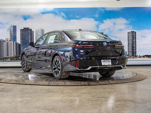 New 2026 BMW 740i xDrive 740i xDrive w/ Executive Package image 9