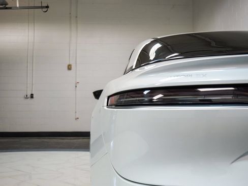 Used 2023 Lucid Air Pure AWD/4WD image 31