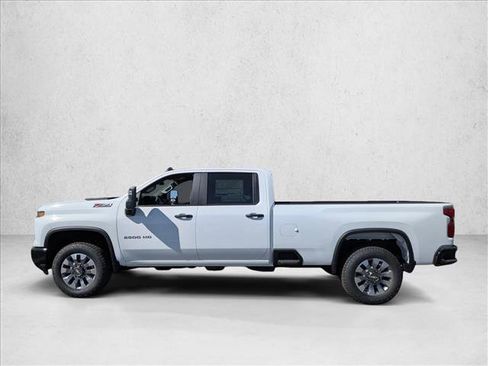 New 2026 Chevrolet Silverado 2500 Custom w/ Custom Value Package AWD/4WD image 5