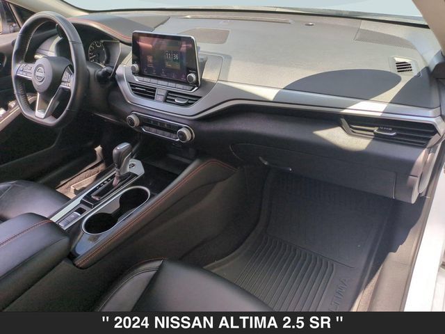 Used 2024 Nissan Altima 2.5 SR AWD/4WD image 32