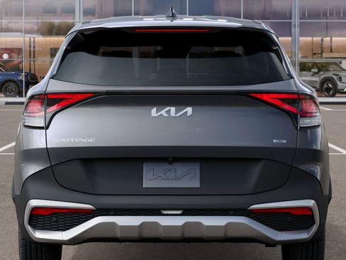 New 2025 Kia Sportage LX image 13