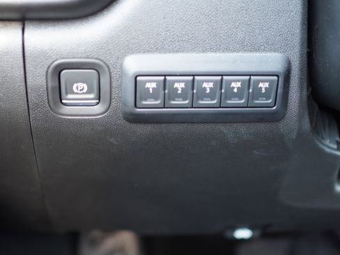 New 2025 GMC Sierra 3500 Pro w/ Convenience Package image 18