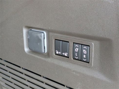 Used 2024 GMC Yukon Denali w/ Max Trailering Package image 36