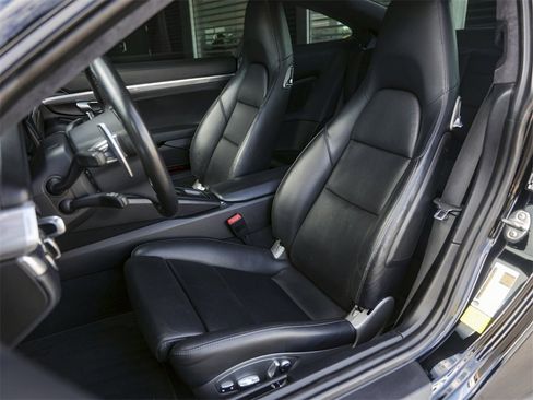 Certified 2015 Porsche 911 Turbo image 5