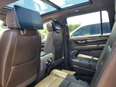 Used 2021 GMC Yukon XL Denali w/ Denali Premium Package RWD image 27