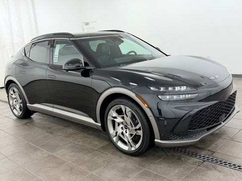 Used 2025 Genesis GV60 Performance AWD/4WD image 6