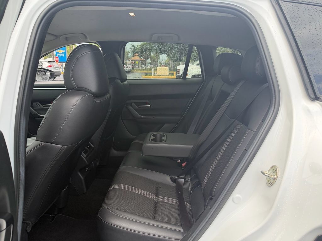 Used 2025 MAZDA CX-50 AWD 2.5 S w/ Preferred Package image 11