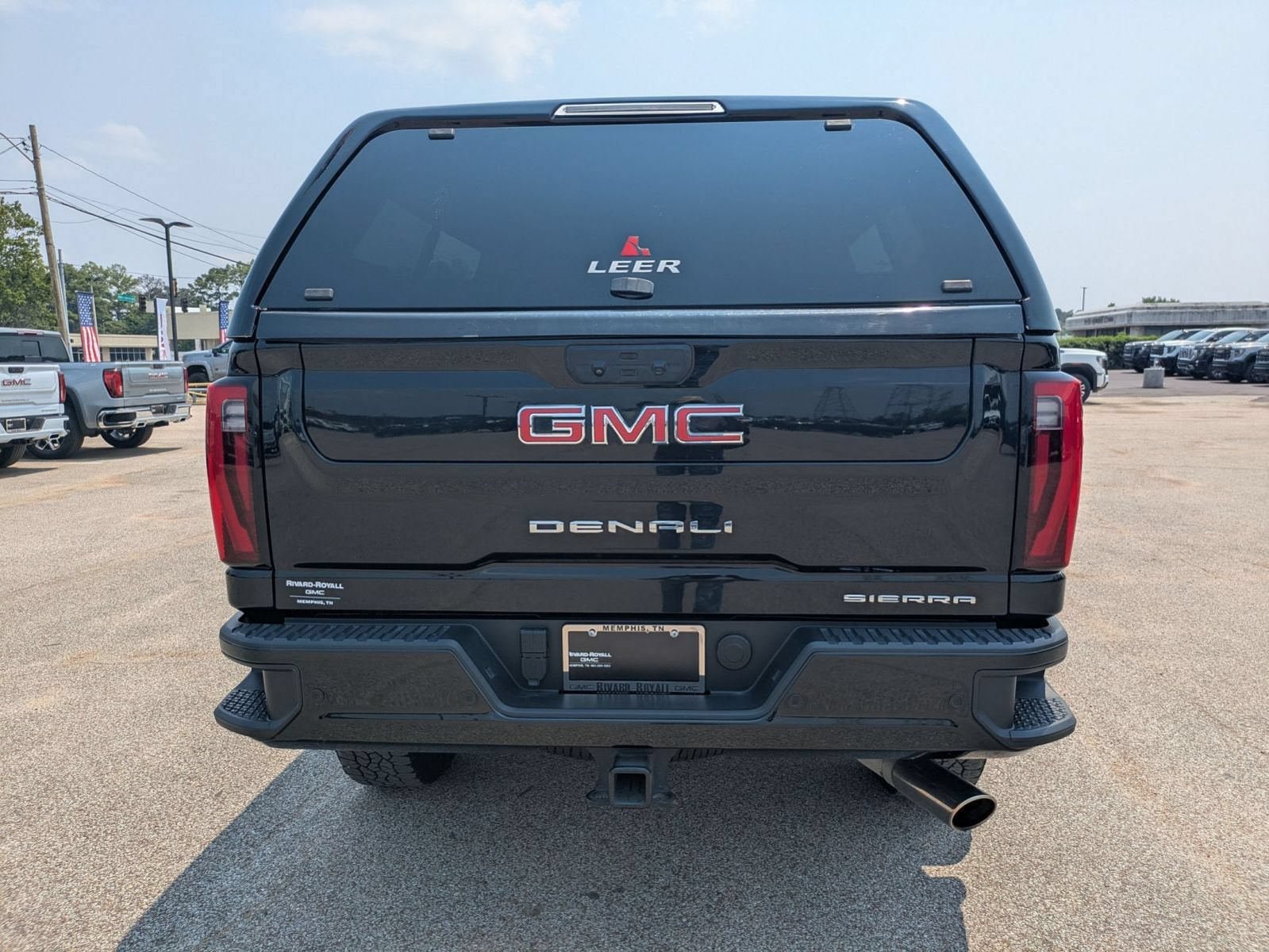 Used 2025 GMC Sierra 2500 Denali w/ Technology Package AWD/4WD image 6